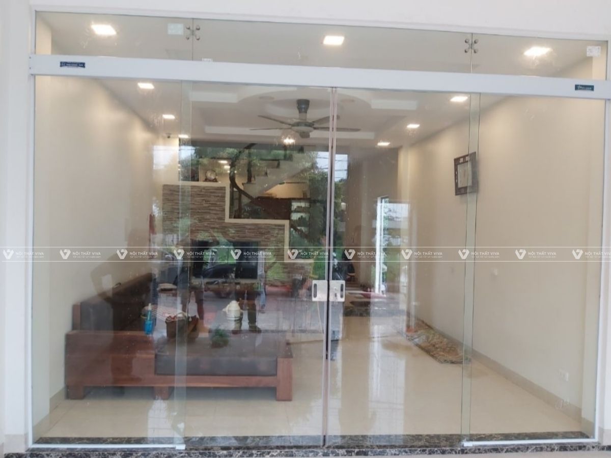 Cửa lùa 10x30 là gì? Báo giá & mẫu thiết kế đẹp nhất hiện nay 