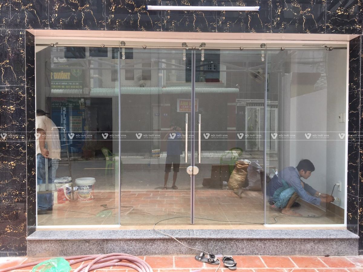 Cửa lùa 10x30 là gì? Báo giá & mẫu thiết kế đẹp nhất hiện nay 