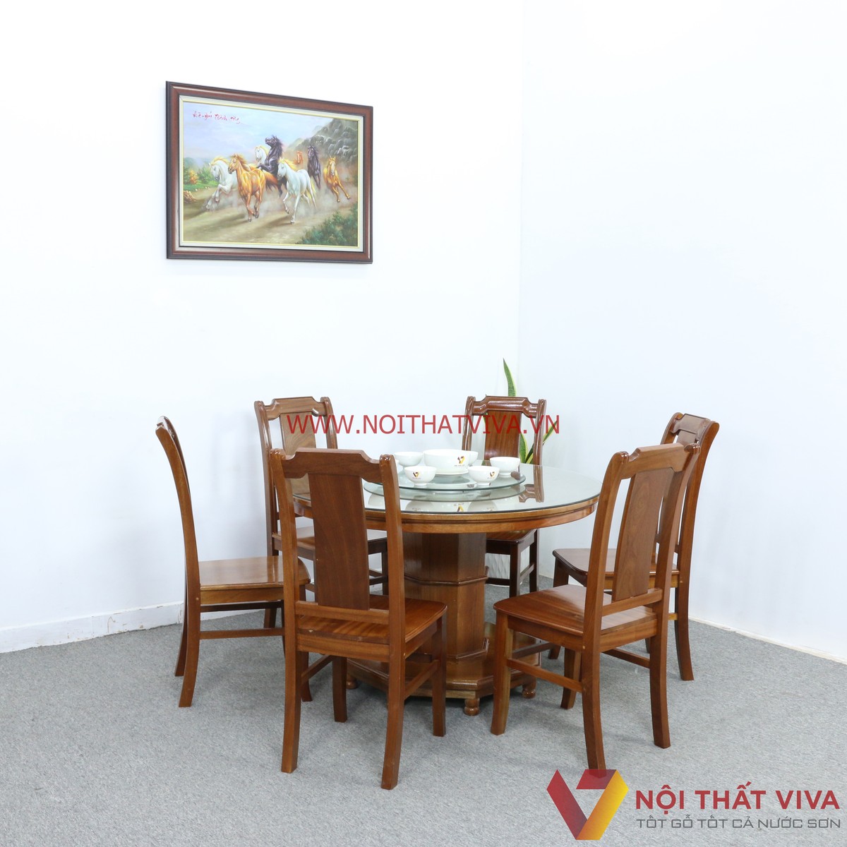 Đa dạng mẫu mã bàn ăn tròn bằng gỗ theo xu hướng dành cho gia đình Việt