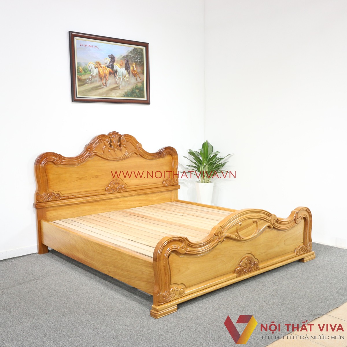 giường ngủ gỗ bên