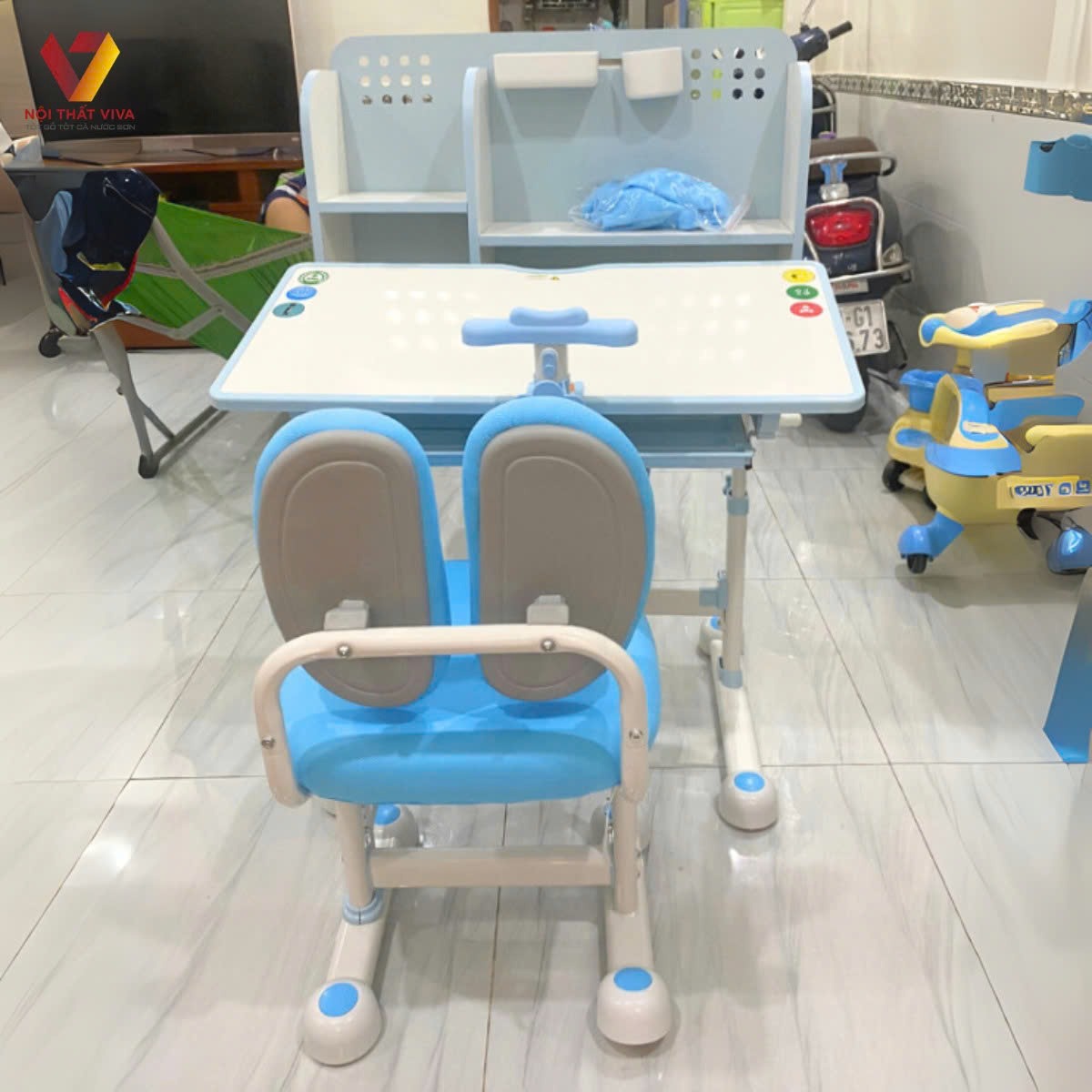 Gợi ý 7 mẫu bàn ghế học sinh tiểu học đẹp, bền, giá tốt cha mẹ nên chọn