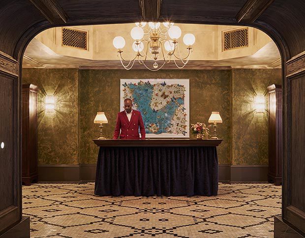 Những mẫu quầy lễ tân khách sạn đẹp cuốn hút nhất năm 2023
