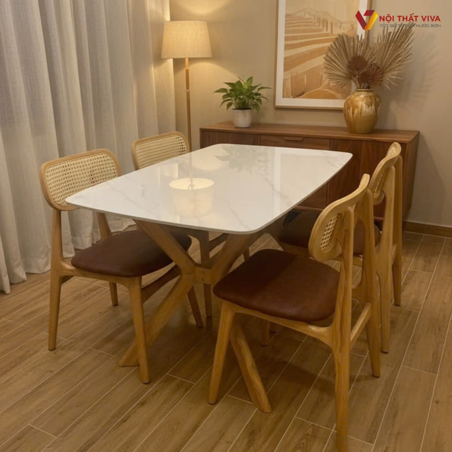 Khám phá 10+ bộ bàn ăn gỗ sồi đẹp, giá tốt cho mùa Tết ấm áp Khám phá 10+ bộ bàn ăn gỗ sồi đẹp, giá tốt cho mùa Tết ấm áp