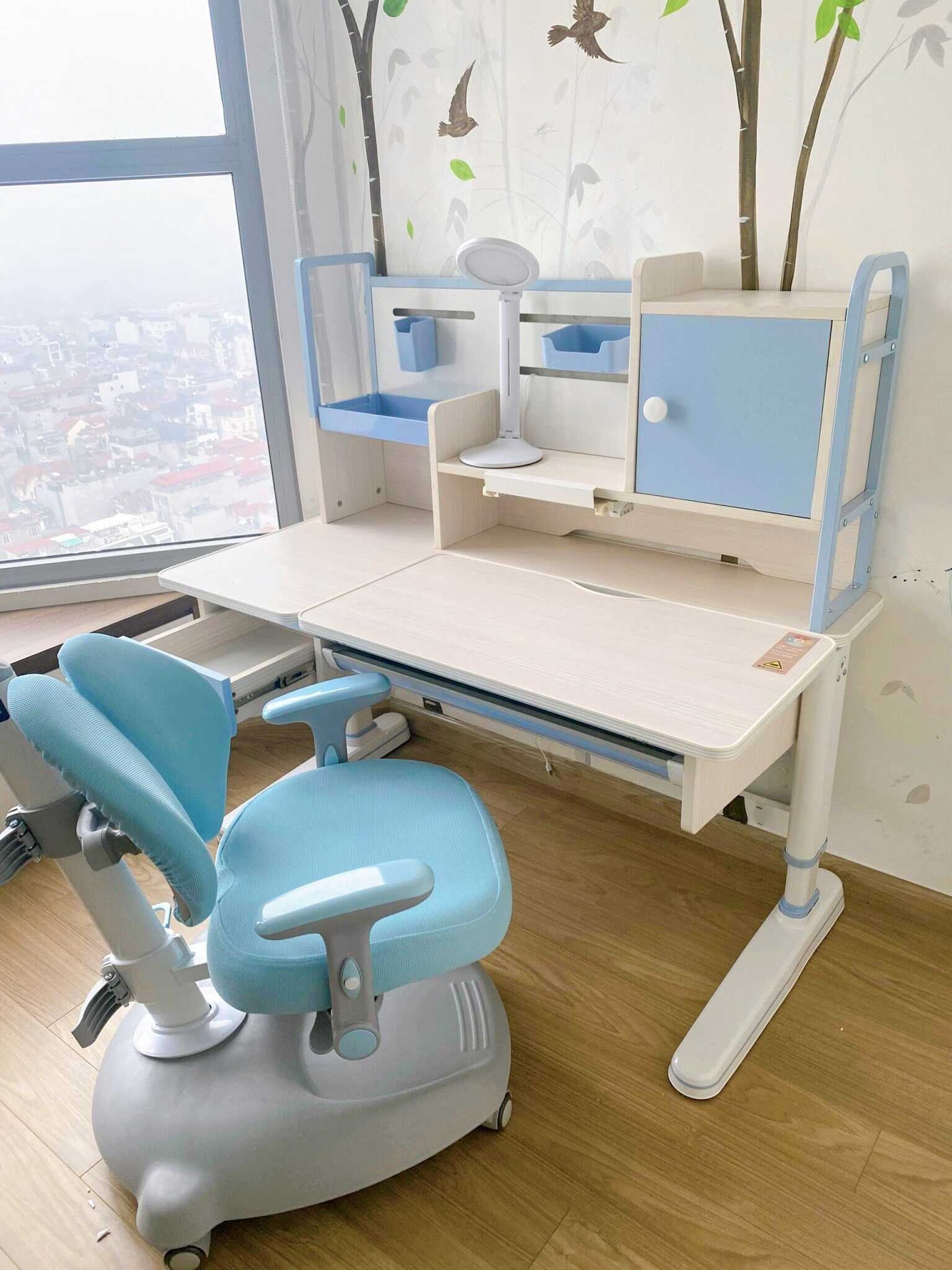 Lưu ý khi chọn bàn học cho bé 4 tuổi đẹp, đúng chuẩn, chắc chắn phải biết