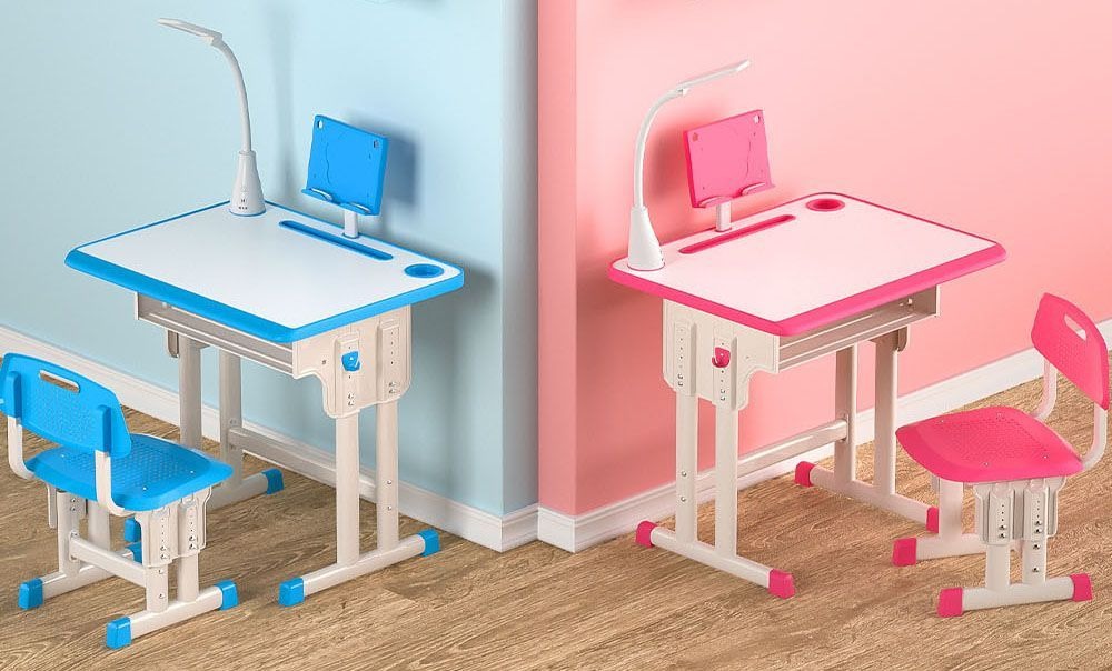 Lưu ý khi chọn bàn học cho bé 4 tuổi đẹp, đúng chuẩn