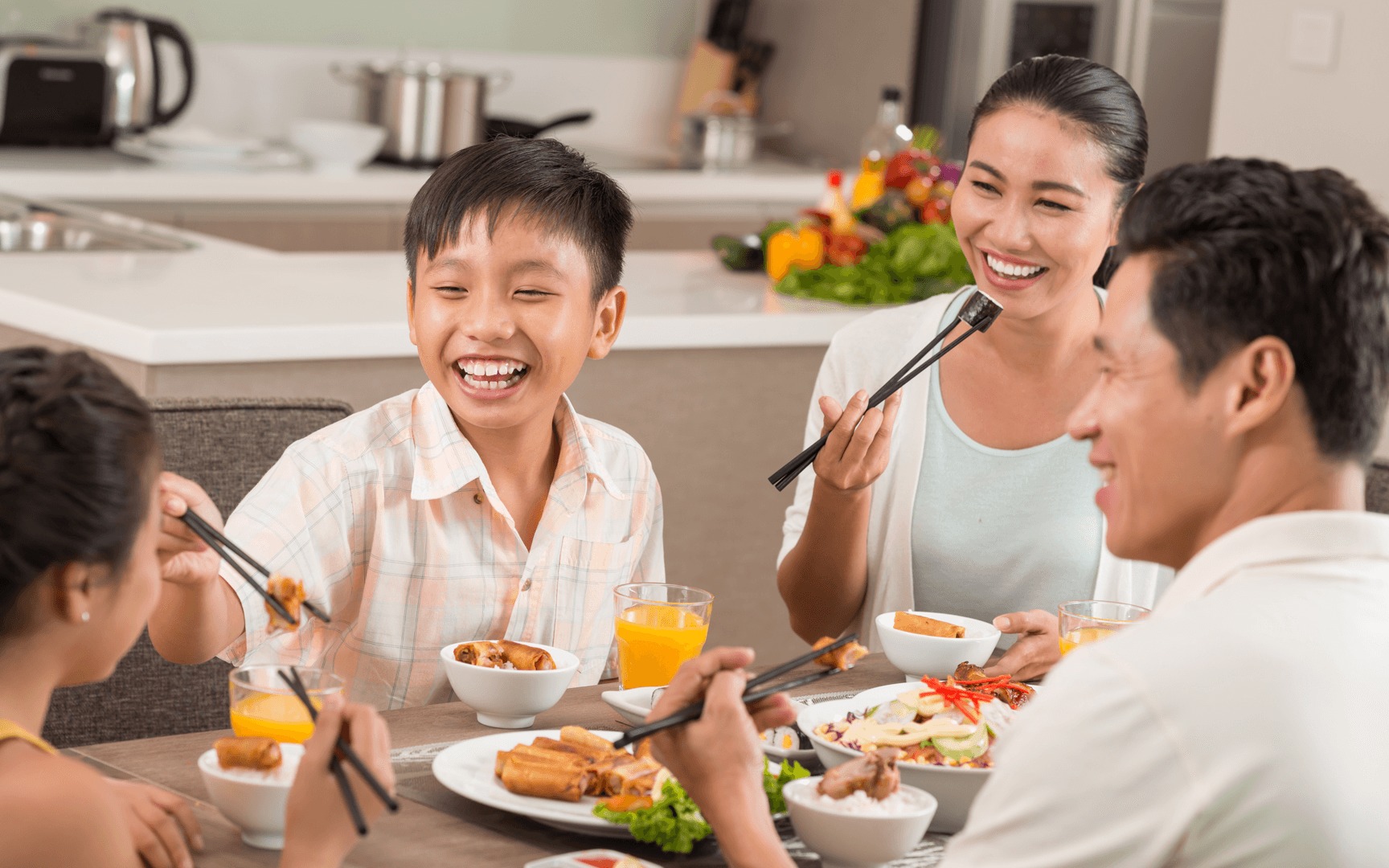 M&acirc;m c&uacute;ng giao thừa trong nh&agrave; kh&aacute;c g&igrave; ngo&agrave;i trời? C&aacute;ch c&uacute;ng đ&uacute;ng truyền thống