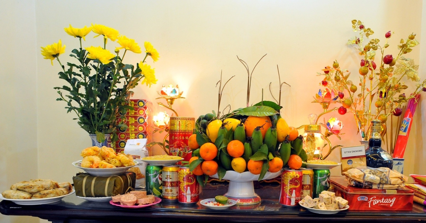 M&acirc;m c&uacute;ng giao thừa trong nh&agrave; kh&aacute;c g&igrave; ngo&agrave;i trời? C&aacute;ch c&uacute;ng đ&uacute;ng truyền thống