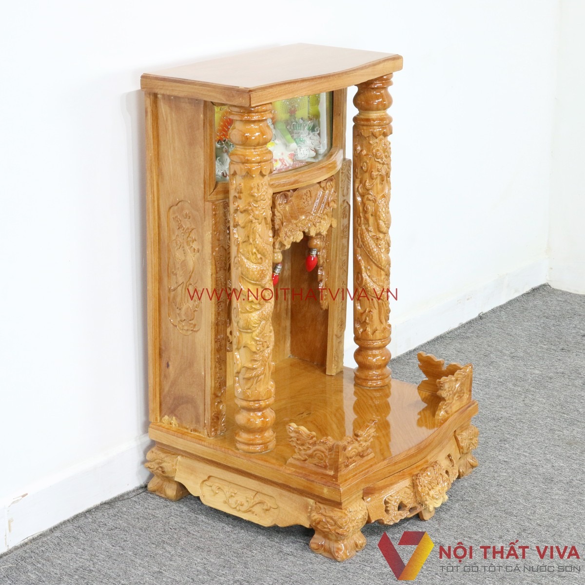 Mua bàn thờ Ông Địa gỗ gõ đỏ: 5 kinh nghiệm quan trọng không thể bỏ qua