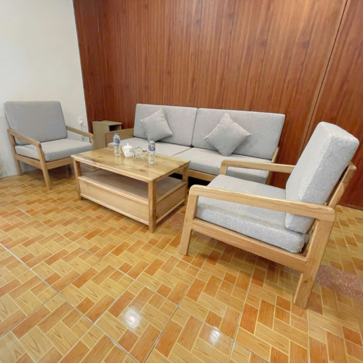 Sofa ph&ograve;ng kh&aacute;ch chung cư nhỏ n&ecirc;n chọn loại n&agrave;o? Kinh nghiệm từ a&ndash;z 