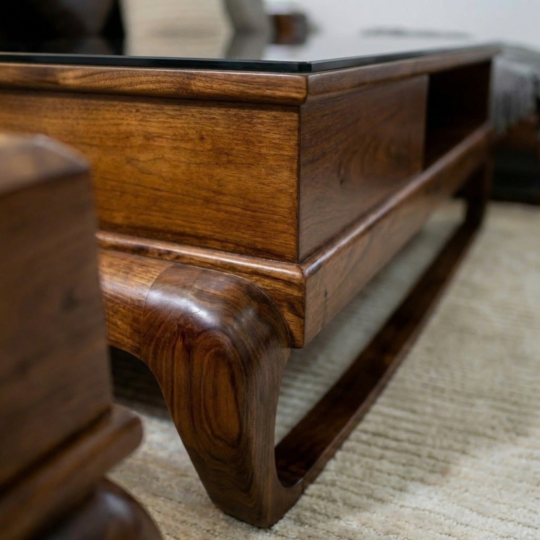 Sofa gỗ sồi sơn m&agrave;u &oacute;c ch&oacute; c&oacute; bền kh&ocirc;ng? L&yacute; do nhiều gia đ&igrave;nh lựa chọn