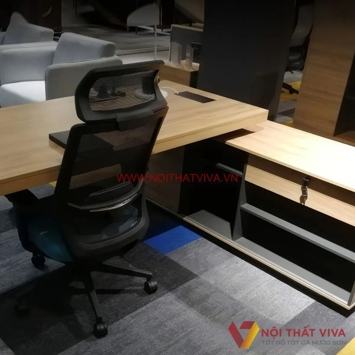 Bàn Làm Việc Gỗ Công Nghiệp