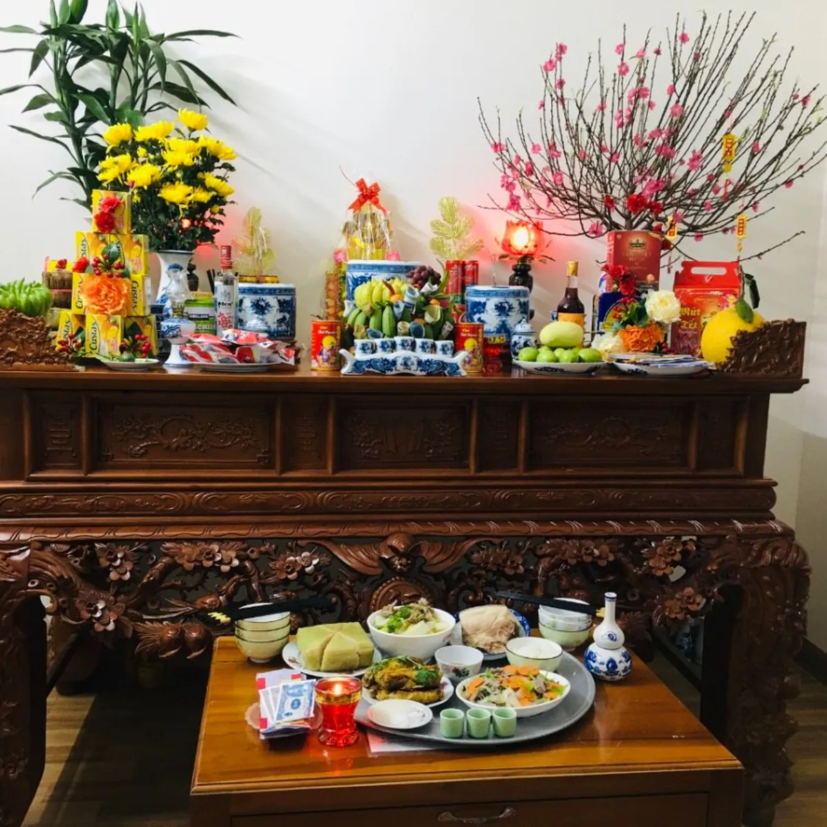 10 Mẫu Trang Trí Bàn Thờ Ngày Tết Chuẩn Phong Thủy, Rước Lộc Vào Nhà 10 Mẫu Trang Trí Bàn Thờ Ngày Tết Chuẩn Phong Thủy, Rước Lộc Vào Nhà