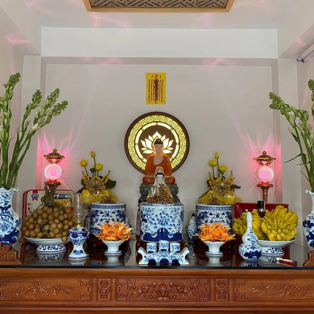 10 Mẫu Trang Trí Bàn Thờ Ngày Tết Chuẩn Phong Thủy, Rước Lộc Vào Nhà 10 Mẫu Trang Trí Bàn Thờ Ngày Tết Chuẩn Phong Thủy, Rước Lộc Vào Nhà