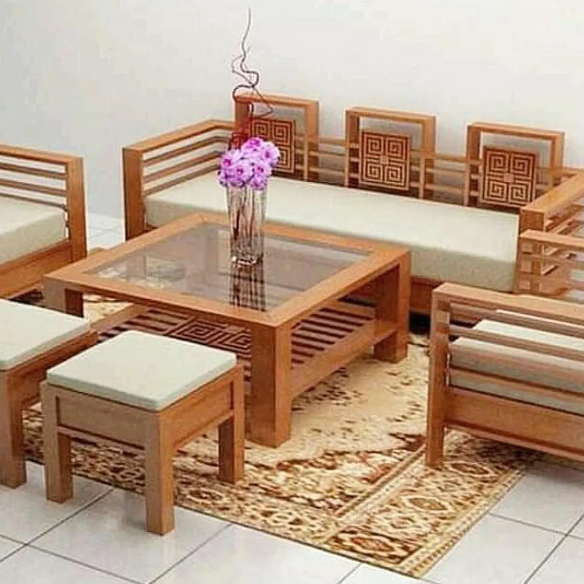 “Bỏ túi” ngay kinh nghiệm chọn mua bàn ghế gỗ phòng khách “Bỏ túi” ngay kinh nghiệm chọn mua bàn ghế gỗ phòng khách