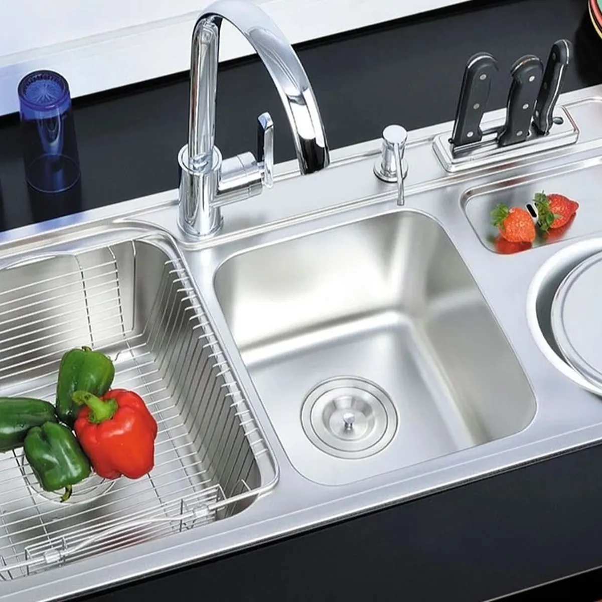 5 Điều Quan Trọng Cần Biết Về Bồn Rửa Chén 2 Hộc 1 Cánh Đẹp Hiện Đại 5 Điều Quan Trọng Cần Biết Về Bồn Rửa Chén 2 Hộc 1 Cánh Đẹp Hiện Đại