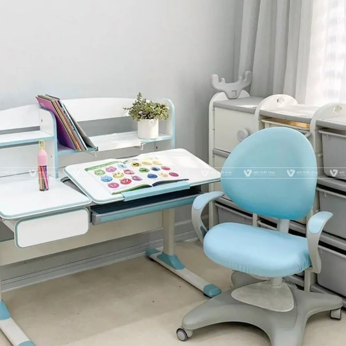 6 Lý do bộ bàn ghế chống gù được phụ huynh thông thái chọn cho con 6 Lý do bộ bàn ghế chống gù được phụ huynh thông thái chọn cho con