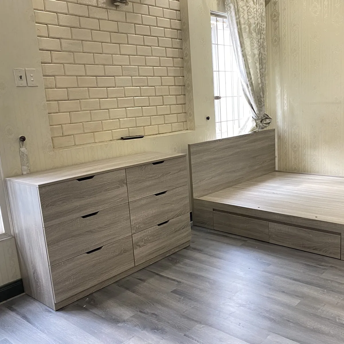 8 mẫu thiết kế tủ kệ trang trí phòng ngủ cực hút mắt, ai cũng mê 8 mẫu thiết kế tủ kệ trang trí phòng ngủ cực hút mắt, ai cũng mê