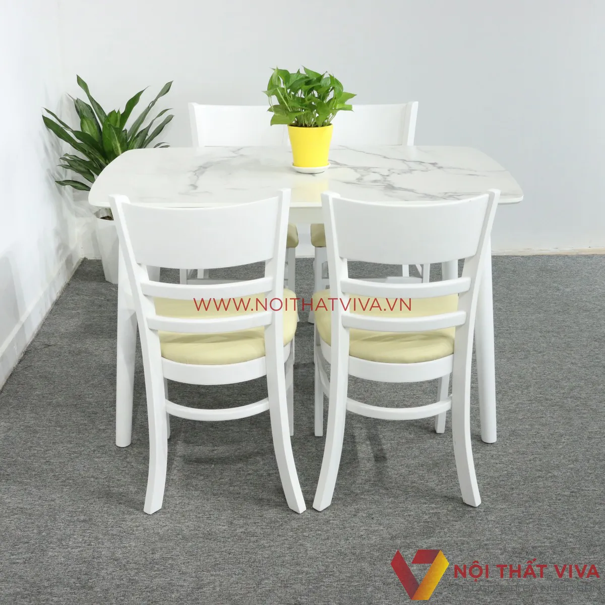 Bàn ăn 4 ghế mặt đá hiện đại, sang trọng - Sản phẩm nội thất cực HOT nên có trong phòng bếp nhà bạn Bàn ăn 4 ghế mặt đá hiện đại, sang trọng - Sản phẩm nội thất cực HOT nên có trong phòng bếp nhà bạn