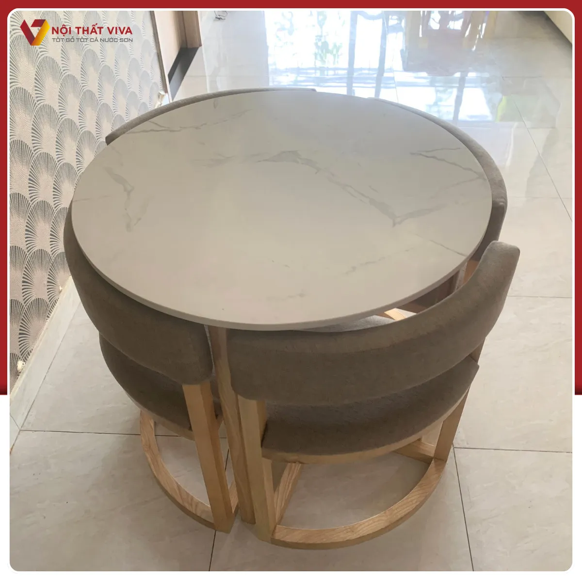 Bàn Ăn Tròn 4 Ghế Xếp Gọn - Giải Pháp Thông Minh Cho Không Gian Nhỏ Bàn Ăn Tròn 4 Ghế Xếp Gọn - Giải Pháp Thông Minh Cho Không Gian Nhỏ
