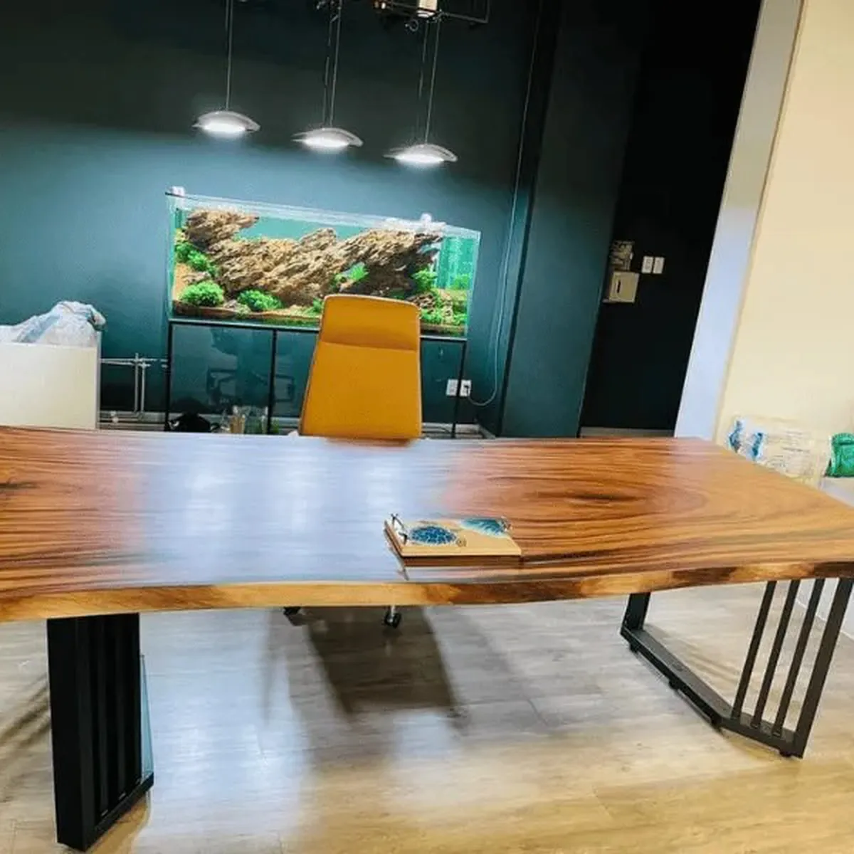 Bàn Giám Đốc Bàn Giám Đốc