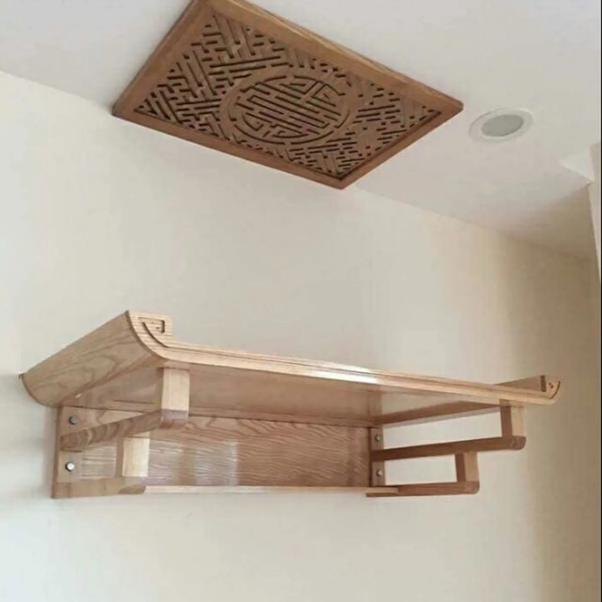 Bàn Thờ Treo Tường Bàn Thờ Treo Tường