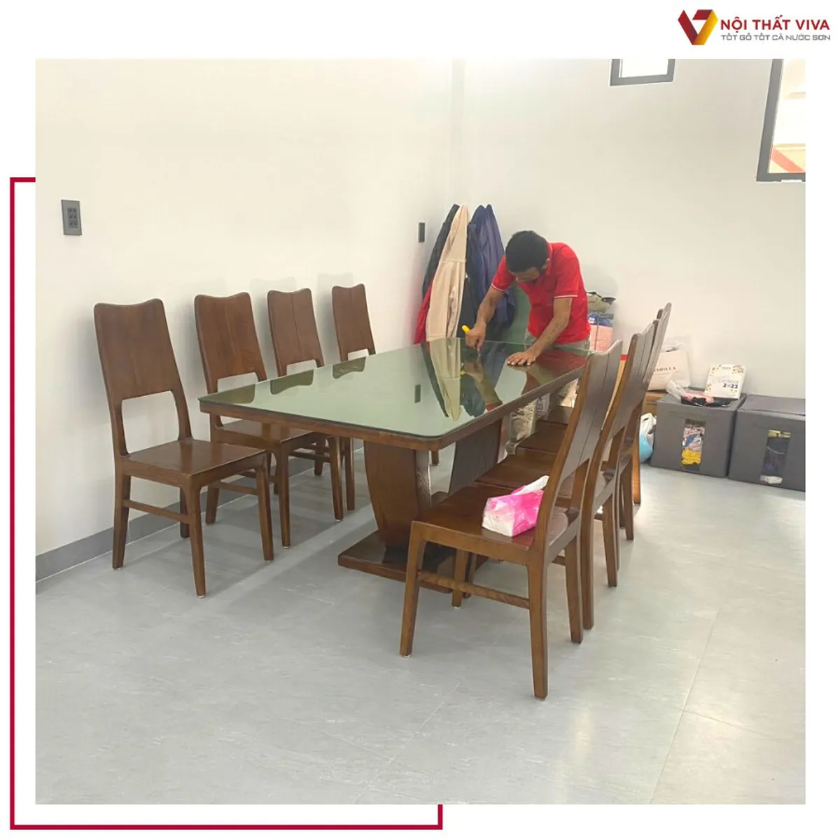 Giao bàn ăn khách hàng thực tế Nội thất Viva (Tổng hợp liên tục) Giao bàn ăn khách hàng thực tế Nội thất Viva (Tổng hợp liên tục)