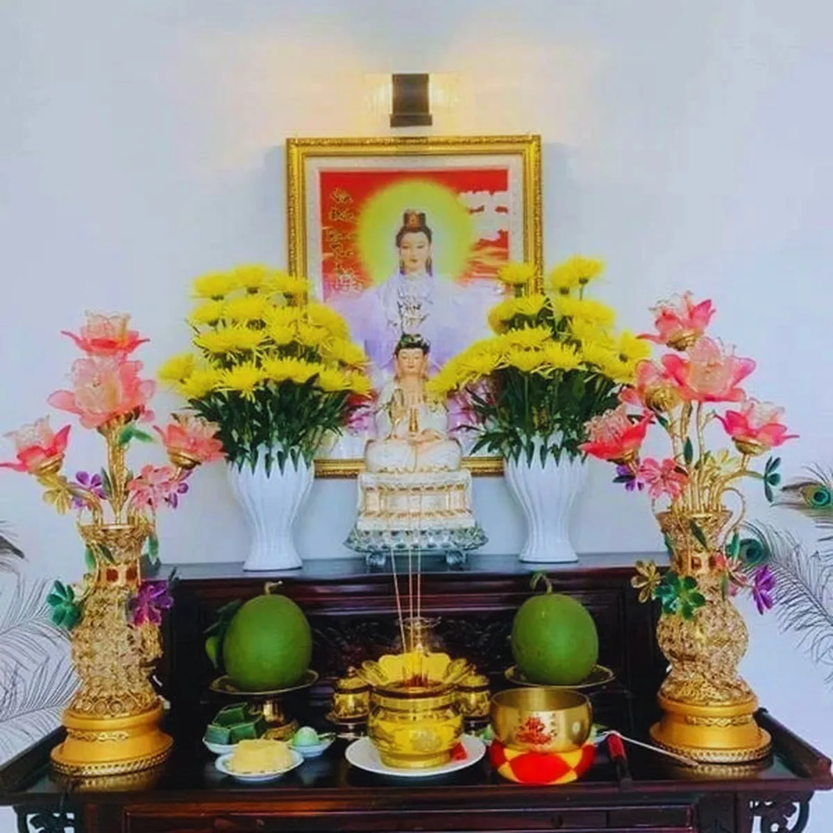 Bật Mí 9 Bông Chưng Bàn Thờ Ngày Tết Và Mẹo Giữ Hoa Để Bàn Thờ Lâu Tàn Bật Mí 9 Bông Chưng Bàn Thờ Ngày Tết Và Mẹo Giữ Hoa Để Bàn Thờ Lâu Tàn