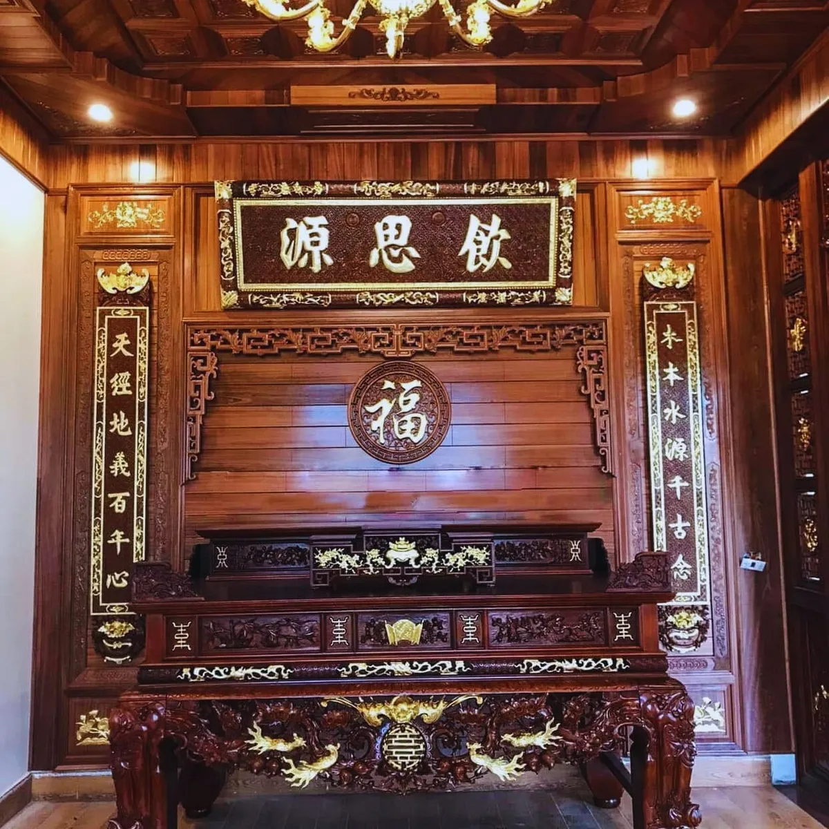 Bật Mí Các Loại Gỗ Làm Bàn Thờ Sang, Đẹp, Chuẩn Phong Thủy, Giá Hợp Lý Bật Mí Các Loại Gỗ Làm Bàn Thờ Sang, Đẹp, Chuẩn Phong Thủy, Giá Hợp Lý