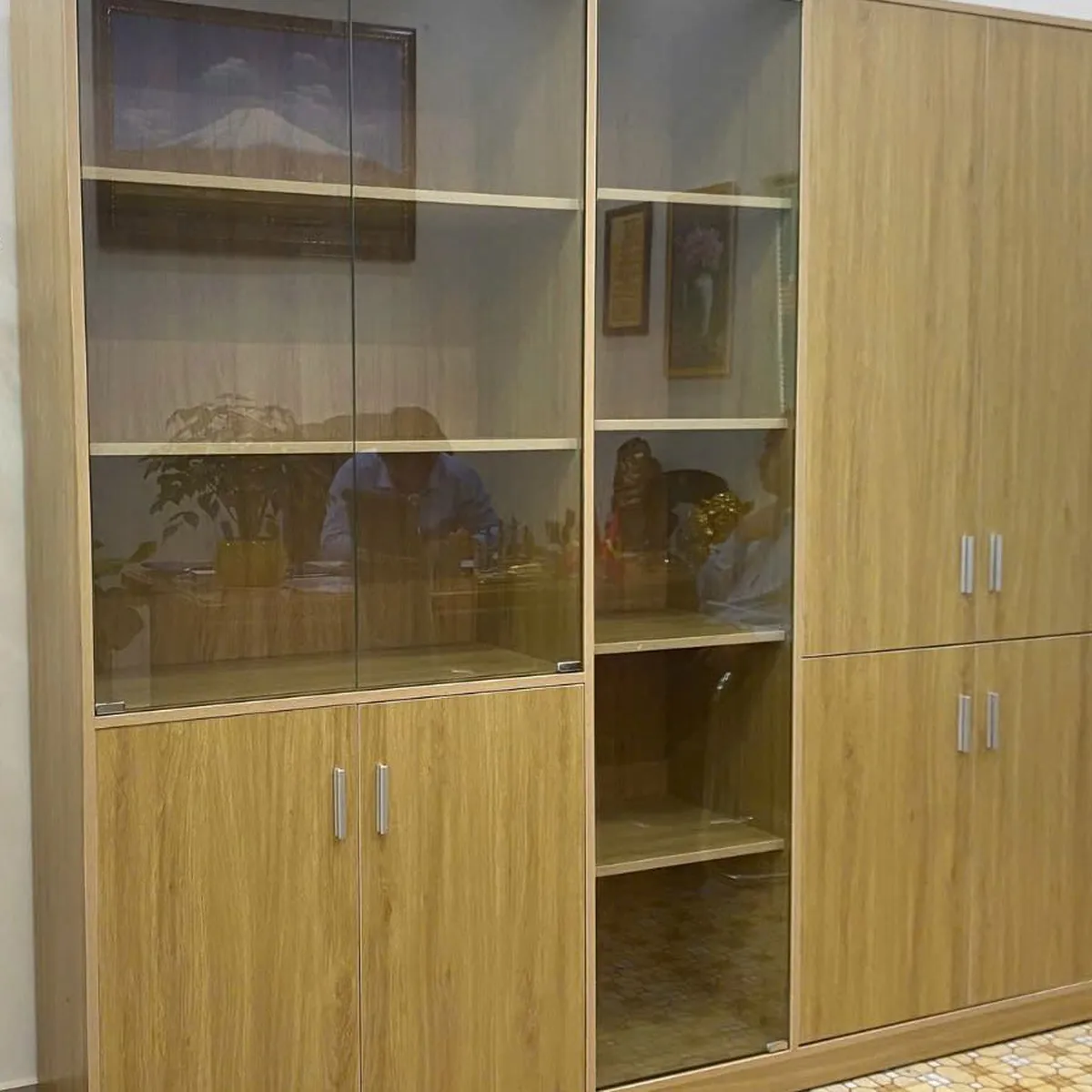Cánh tủ nhôm kính là gì? Phân loại chi tiết và đặc điểm nổi bật bạn nên biết Cánh tủ nhôm kính là gì? Phân loại chi tiết và đặc điểm nổi bật bạn nên biết