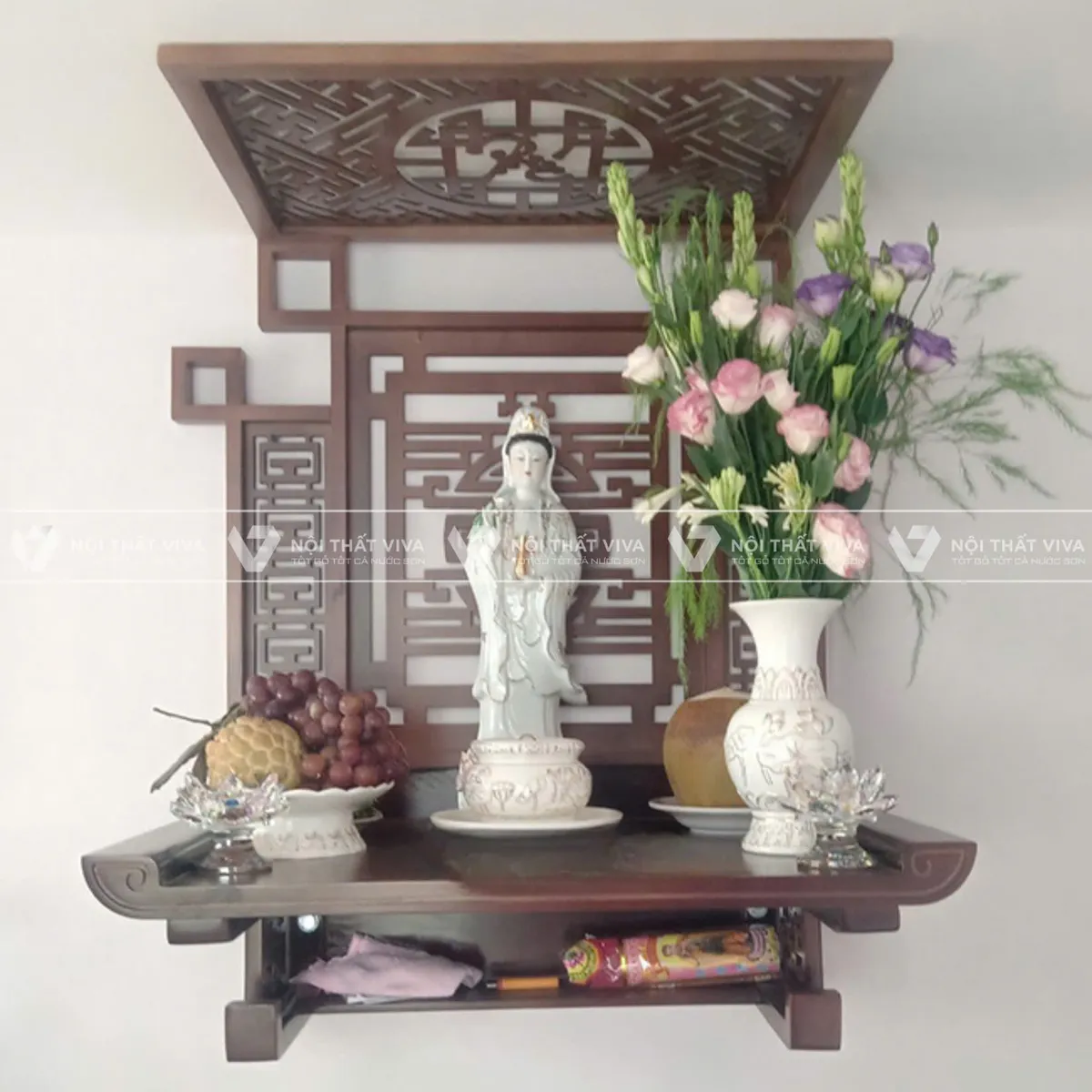 Chi tiết cách bài trí bàn thờ Quan Âm treo tường tại gia đúng chuẩn  Chi tiết cách bài trí bàn thờ Quan Âm treo tường tại gia đúng chuẩn