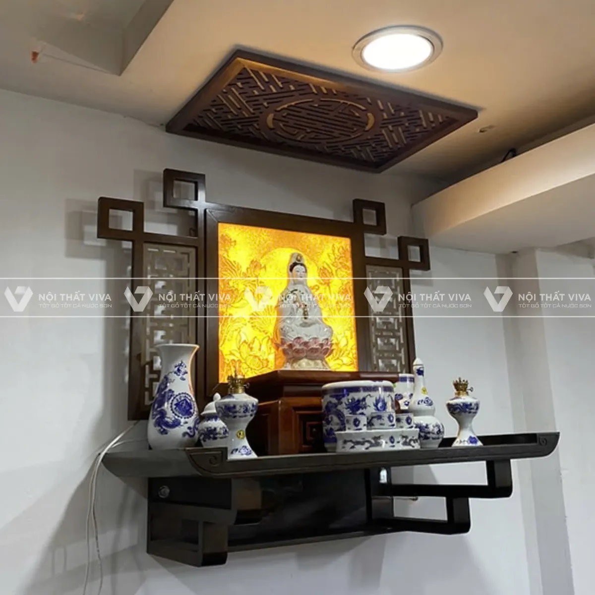 Chi tiết cách bài trí bàn thờ Quan Âm treo tường tại gia đúng chuẩn  Chi tiết cách bài trí bàn thờ Quan Âm treo tường tại gia đúng chuẩn