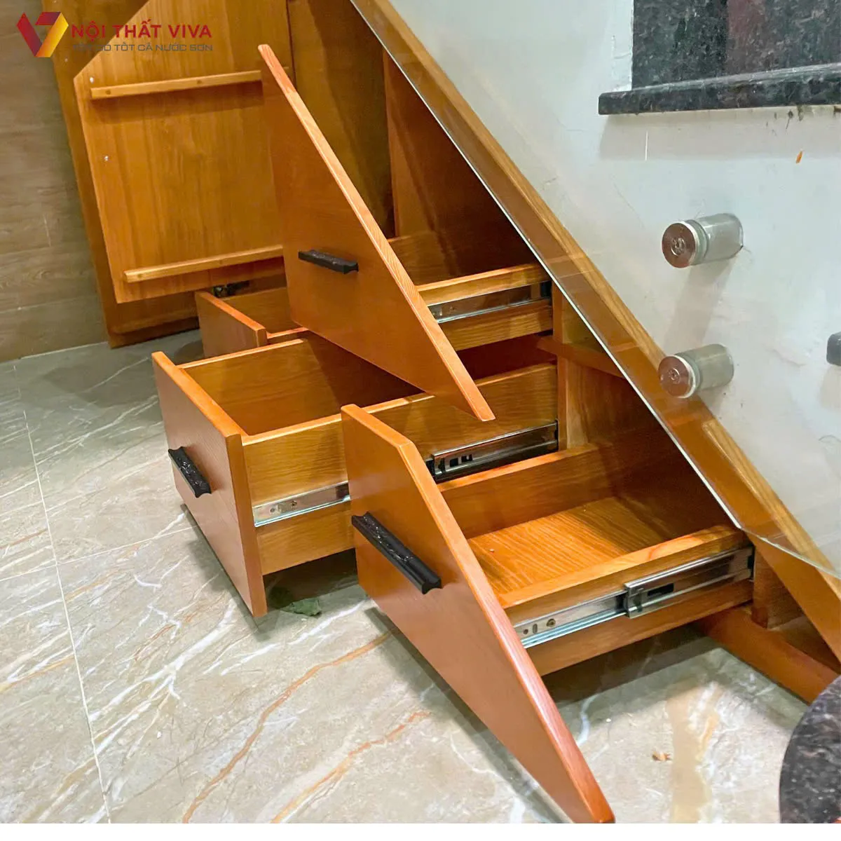 Có nên làm tủ giày dưới gầm cầu thang không? Gợi ý mẫu đẹp nhất hiện nay Có nên làm tủ giày dưới gầm cầu thang không? Gợi ý mẫu đẹp nhất hiện nay