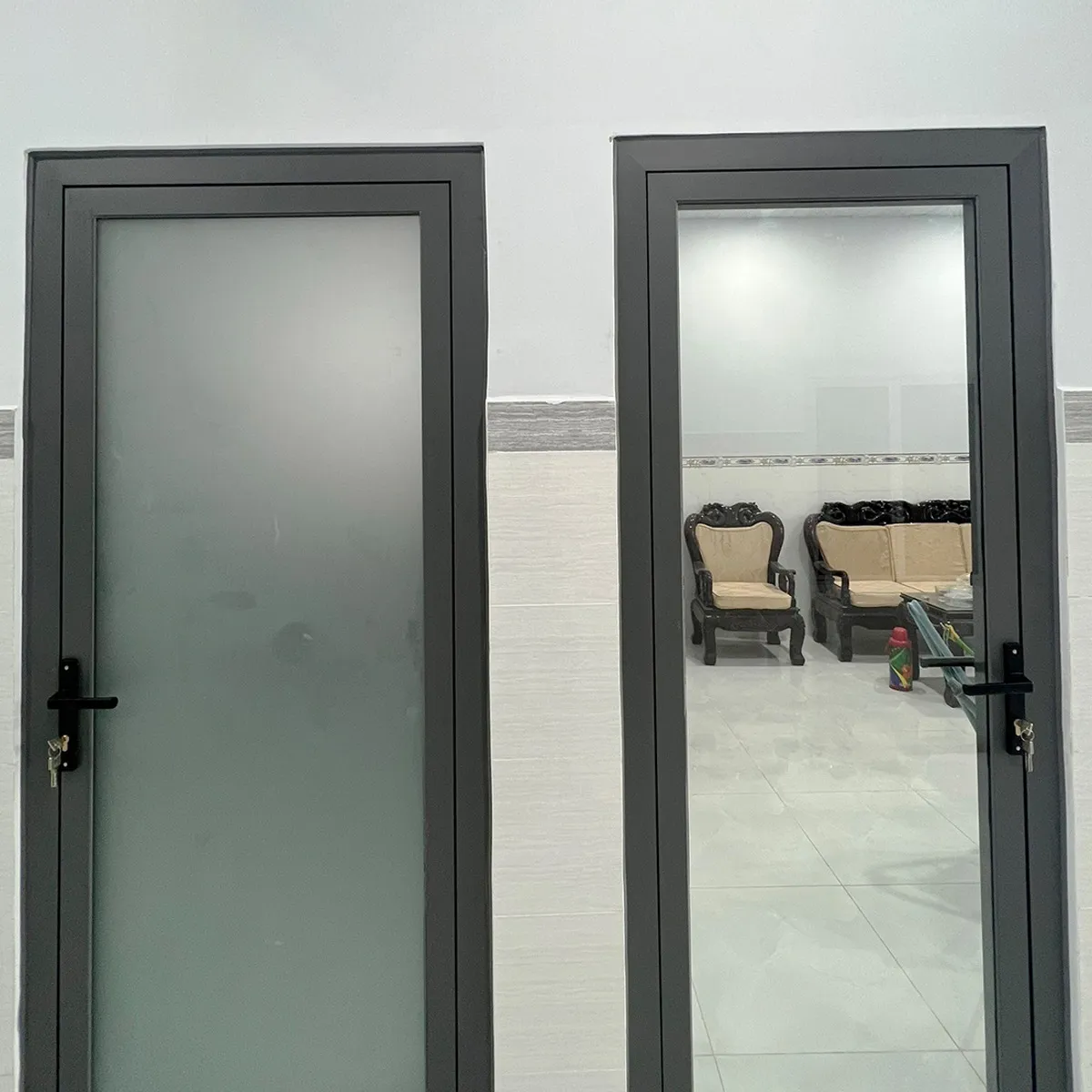 Giải đáp: Hệ nhôm 55 có mấy loại? So sánh chi tiết từng phiên bản Giải đáp: Hệ nhôm 55 có mấy loại? So sánh chi tiết từng phiên bản