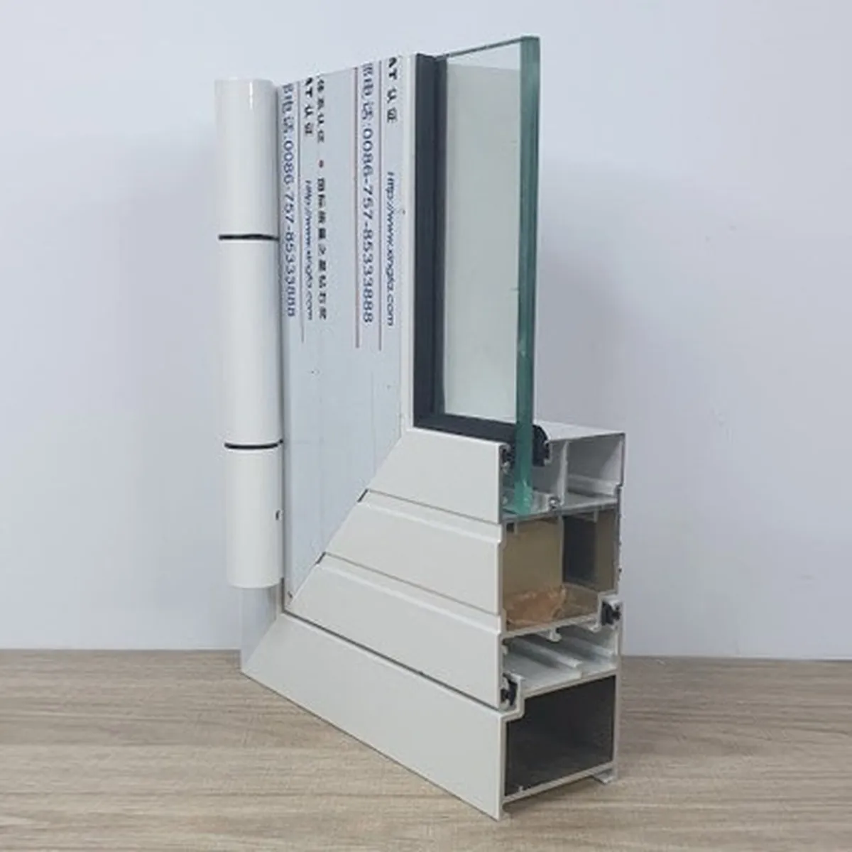 Giải đáp: Hệ nhôm 55 có mấy loại? So sánh chi tiết từng phiên bản Giải đáp: Hệ nhôm 55 có mấy loại? So sánh chi tiết từng phiên bản