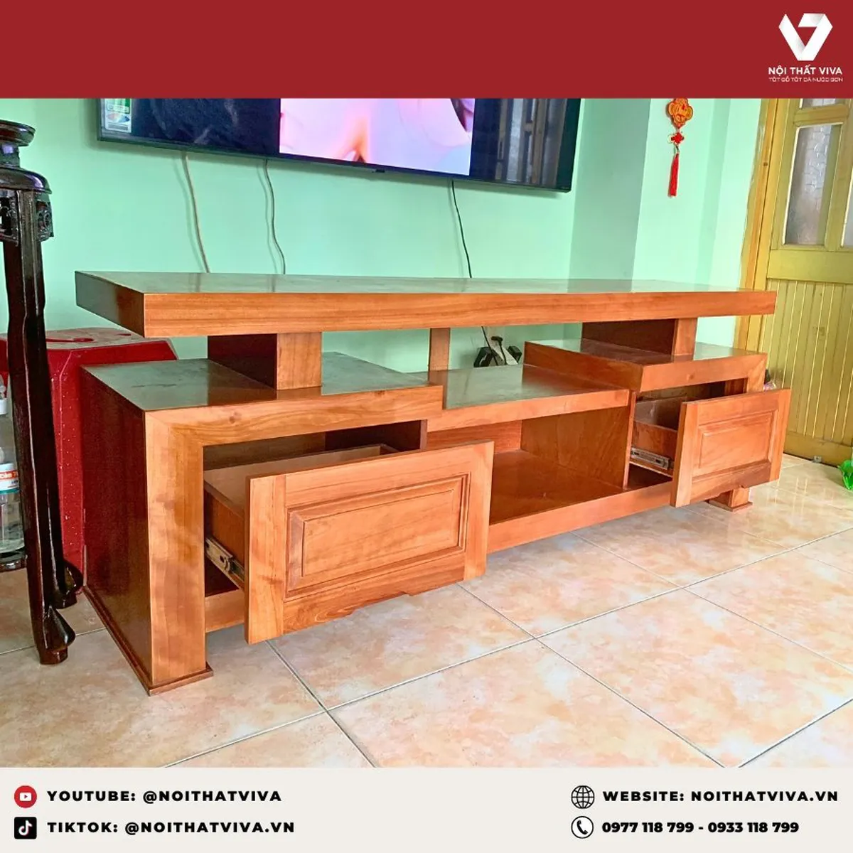Giao Lắp Mẫu Kệ Tivi Đẹp Bằng Gỗ Xoan Đào Tự Nhiên Sang Trọng Giao Lắp Mẫu Kệ Tivi Đẹp Bằng Gỗ Xoan Đào Tự Nhiên Sang Trọng