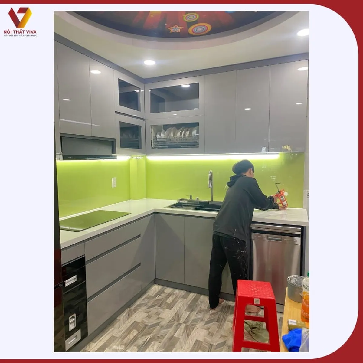 Giao Lắp Tủ Bếp Gỗ Lõi Xanh Chống Ẩm Cánh Phủ Acrylic Màu Xám Hiện Đại Giao Lắp Tủ Bếp Gỗ Lõi Xanh Chống Ẩm Cánh Phủ Acrylic Màu Xám Hiện Đại