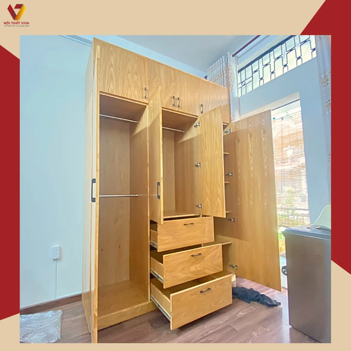 Giao Lắp Tủ Quần Áo Bằng Gỗ Đẹp: Tối Ưu Hóa Không Gian Giao Lắp Tủ Quần Áo Bằng Gỗ Đẹp: Tối Ưu Hóa Không Gian