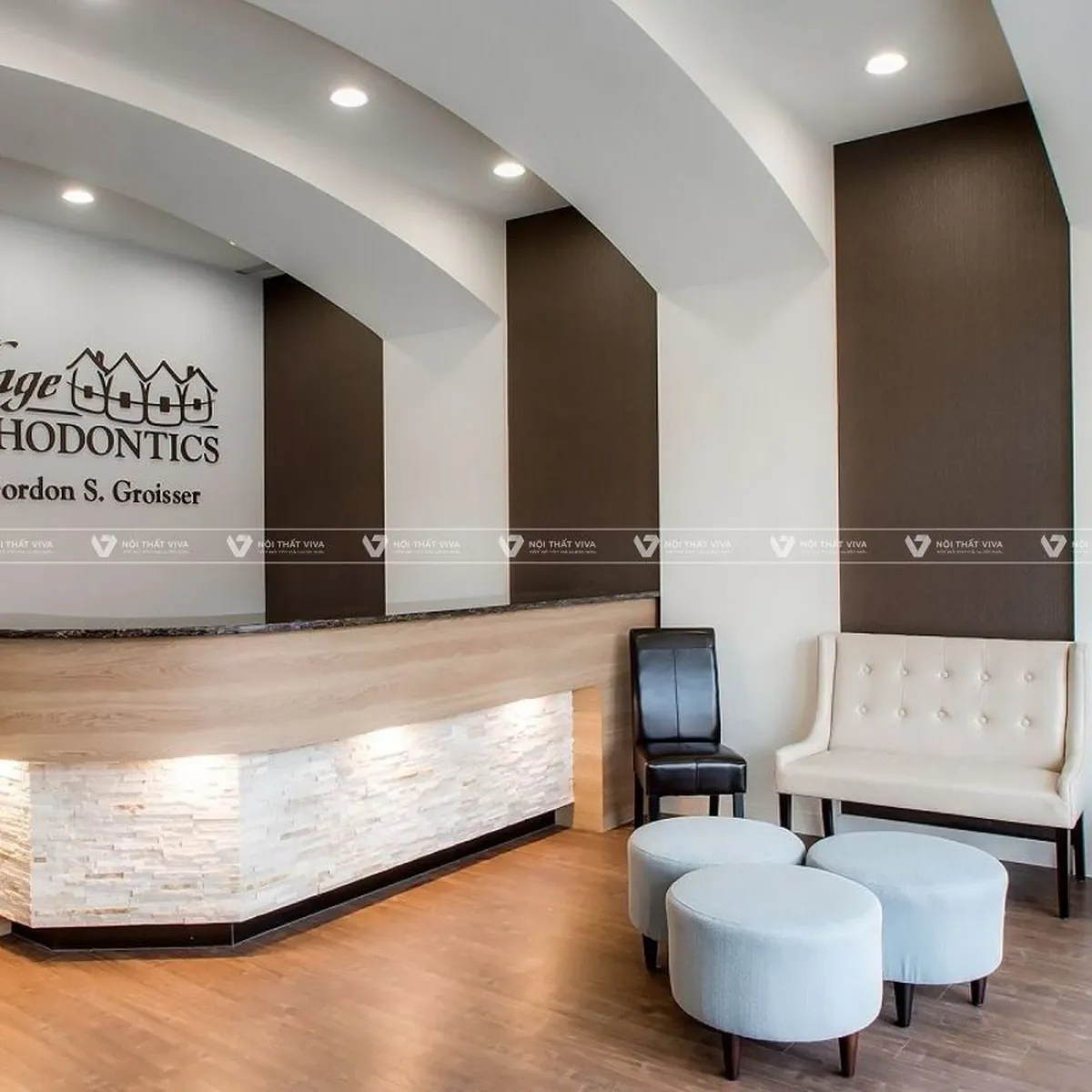 Gợi ý 10+ mẫu quầy lễ tân gỗ tự nhiên ấn tượng cho không gian đón khách Gợi ý 10+ mẫu quầy lễ tân gỗ tự nhiên ấn tượng cho không gian đón khách