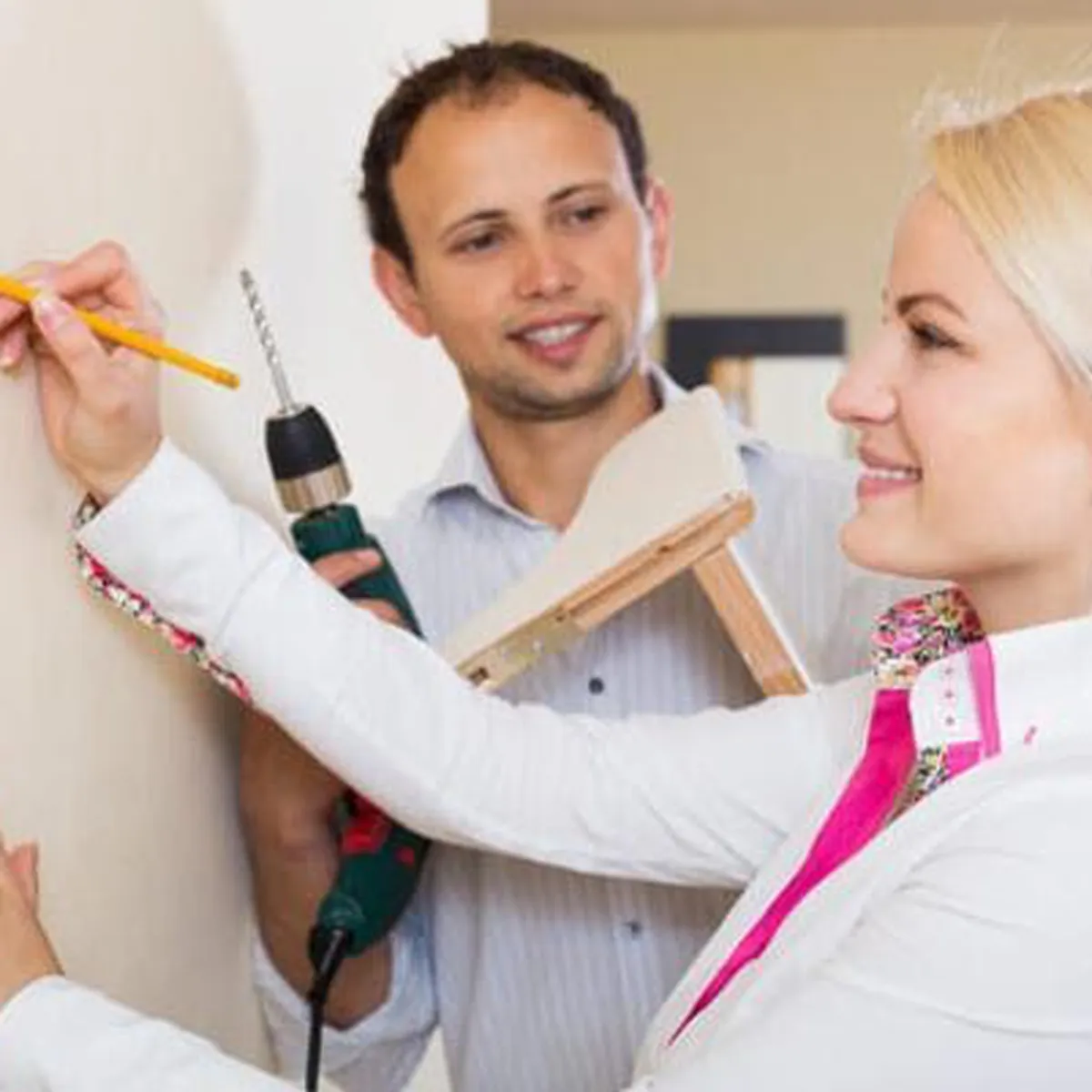 Cách khoan tường không bụi, không sợ bể nứt tường Cách khoan tường không bụi, không sợ bể nứt tường