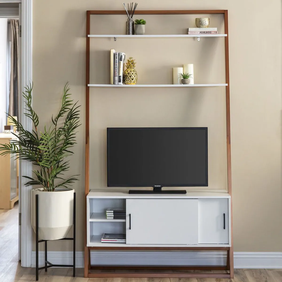 Tổng hợp 30 mẫu kệ tivi cho phòng khách nhỏ nhà chung cư đơn giản mà đẹp Tổng hợp 30 mẫu kệ tivi cho phòng khách nhỏ nhà chung cư đơn giản mà đẹp