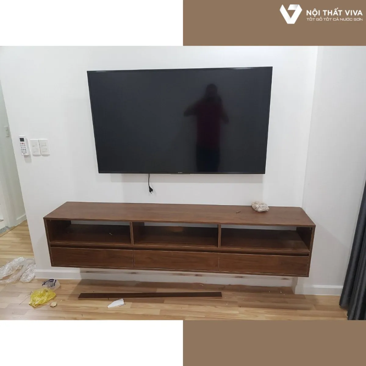 Kệ Tivi Kệ Tivi