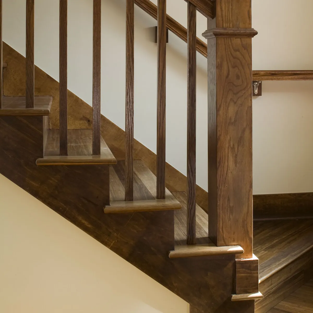 Lan Can Gỗ  Lan Can Gỗ