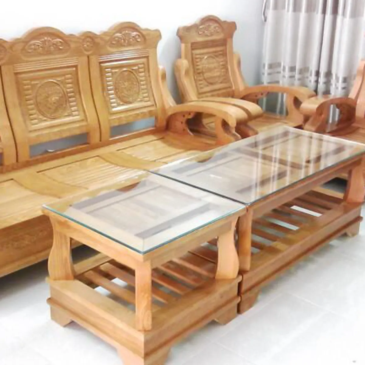 Một vài lưu ý giúp bạn sở hữu bộ bàn gỗ đẹp phòng khách  Một vài lưu ý giúp bạn sở hữu bộ bàn gỗ đẹp phòng khách