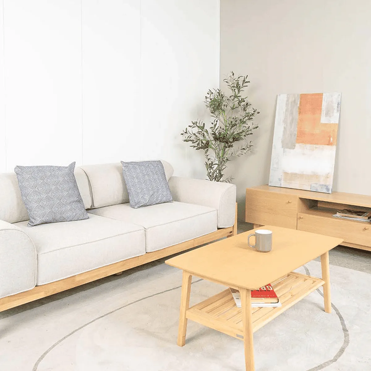 Nên chọn mẫu sofa gỗ nhỏ gọn nào cho phòng khách? Những lưu ý cần biết  Nên chọn mẫu sofa gỗ nhỏ gọn nào cho phòng khách? Những lưu ý cần biết