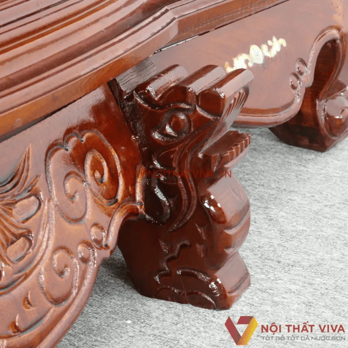 Tất Cả Những Điều Bạn Cần Biết Khi Mua Tủ Thờ Gỗ Tự Nhiên Tất Cả Những Điều Bạn Cần Biết Khi Mua Tủ Thờ Gỗ Tự Nhiên