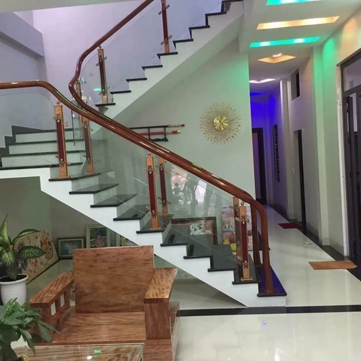 Tay Vịn Cầu Thang Gỗ Tay Vịn Cầu Thang Gỗ