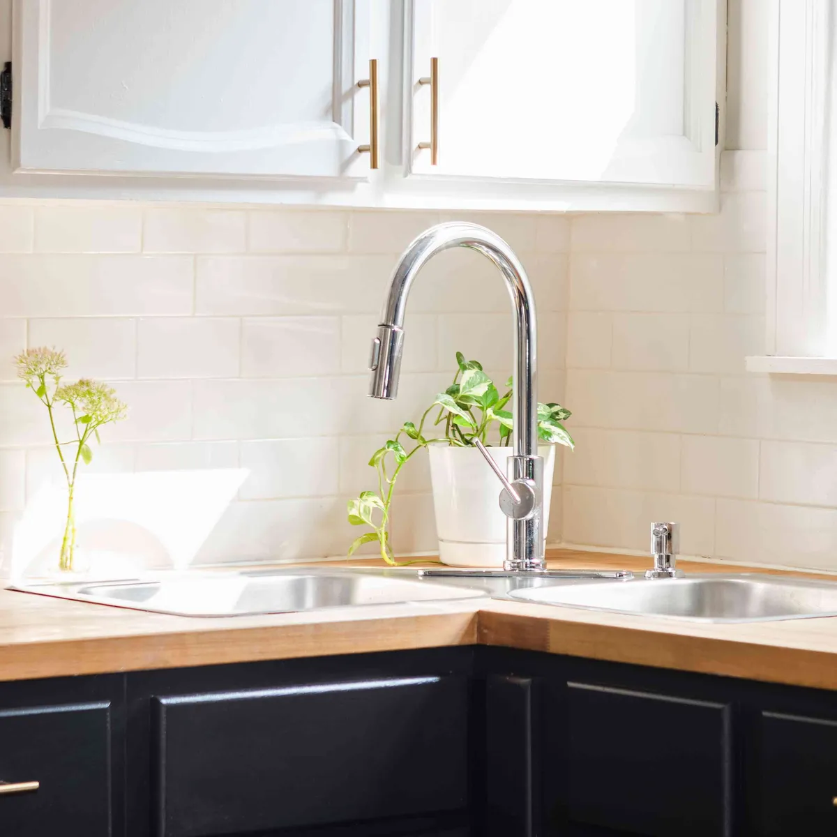 Tổng Hợp 20+ Bồn Rửa Chén Vuông Đẹp Xuất Sắc, Sang Xịn Và Hợp Xu Hướng Tổng Hợp 20+ Bồn Rửa Chén Vuông Đẹp Xuất Sắc, Sang Xịn Và Hợp Xu Hướng