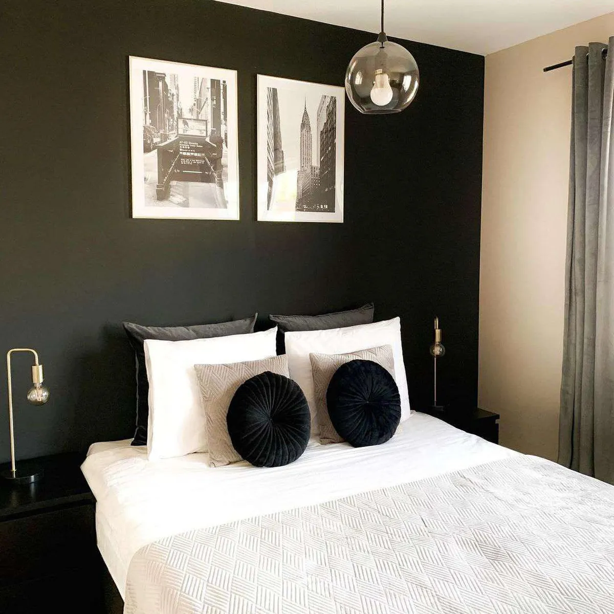 Top 20 Ý Tưởng Decor Phòng Ngủ Tone Đen Sang Xịn, Ấn Tượng, Độc Đáo Top 20 Ý Tưởng Decor Phòng Ngủ Tone Đen Sang Xịn, Ấn Tượng, Độc Đáo