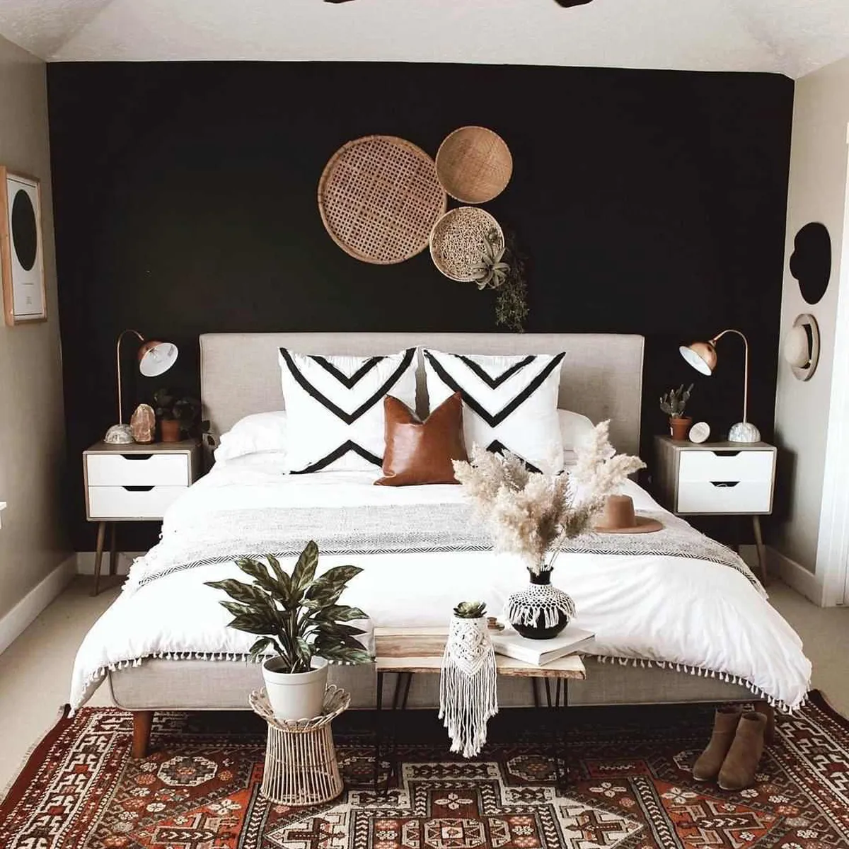 Top 20 Ý Tưởng Decor Phòng Ngủ Tone Đen Sang Xịn, Ấn Tượng, Độc Đáo