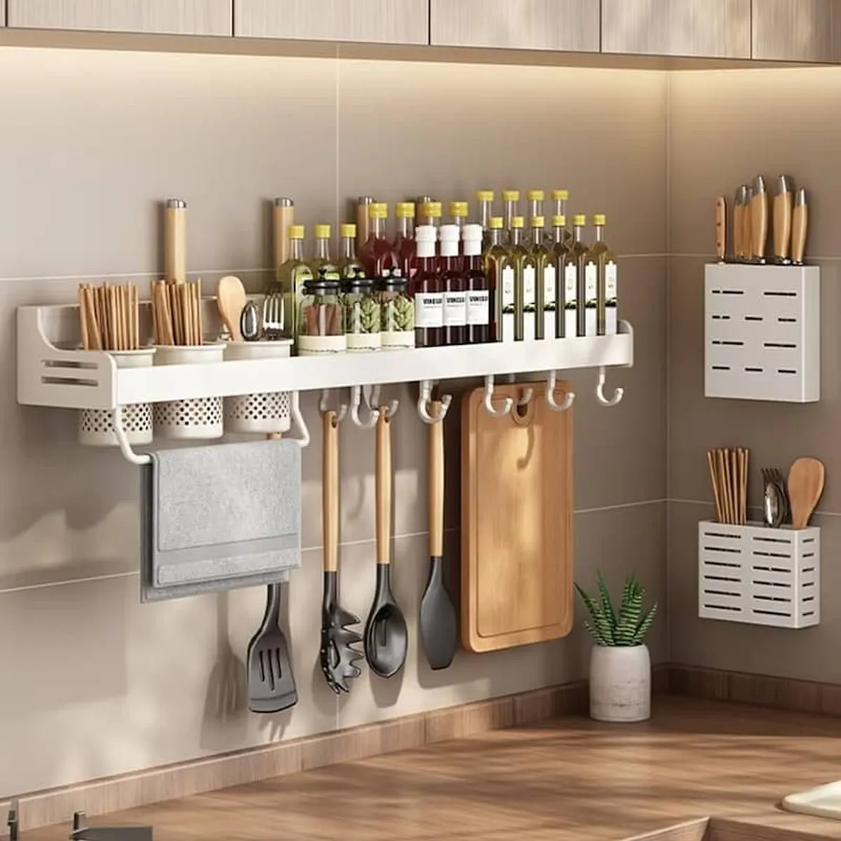 Top 5 Kệ Gia Vị Inox 1 Tầng 304 Giá Rẻ Không Gỉ, Bảo Hành Trọn Đời Top 5 Kệ Gia Vị Inox 1 Tầng 304 Giá Rẻ Không Gỉ, Bảo Hành Trọn Đời